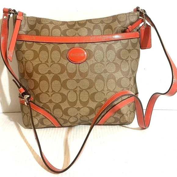 Coach CC signature print canvas crossbody handbag - Picture 1 of 9